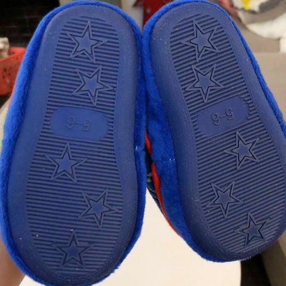 5/$20 NEW 5-6 Boys PJ Masks Plush Slippers-Non Slip - Picture 4 of 5